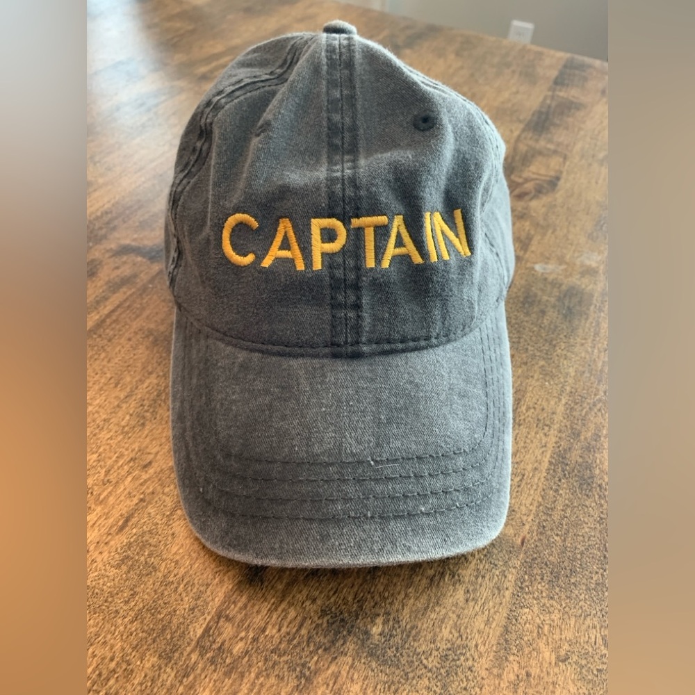 Captain ballcap